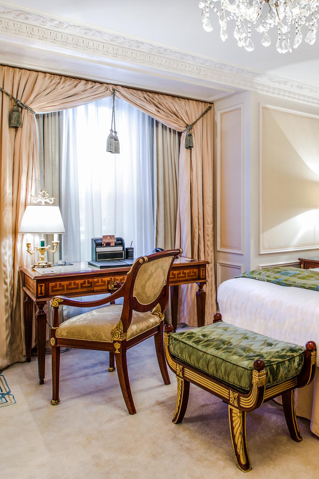 Bentley London Hotel Екстериор снимка
