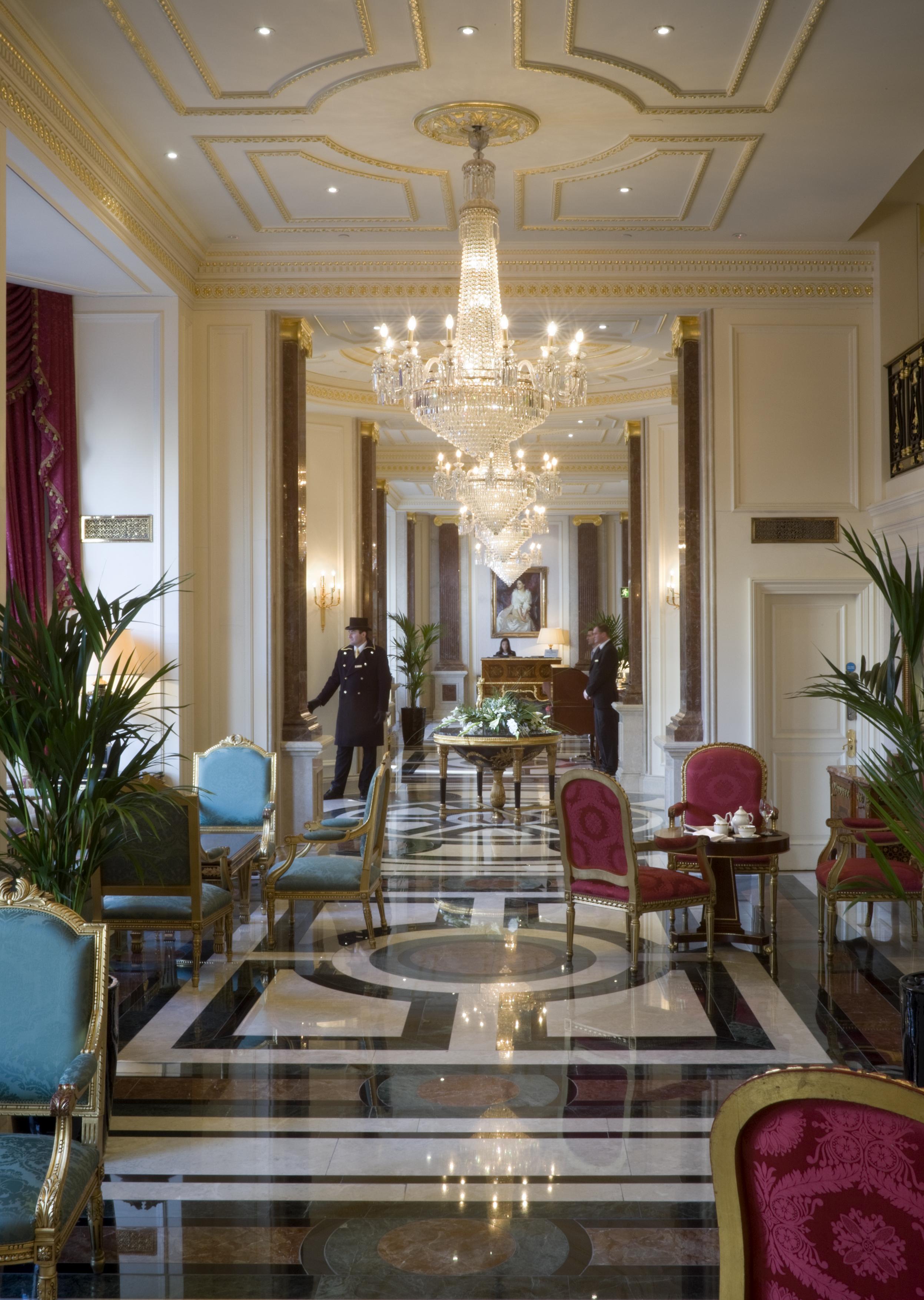 Bentley London Hotel Интериор снимка