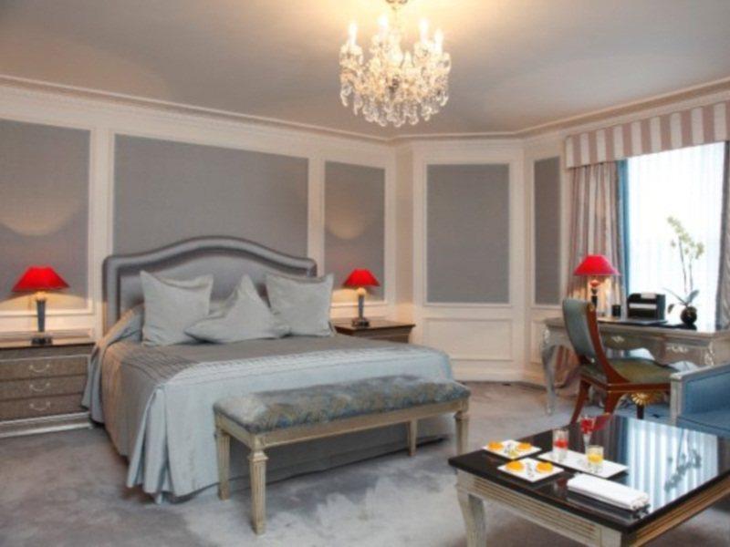 Bentley London Hotel Екстериор снимка