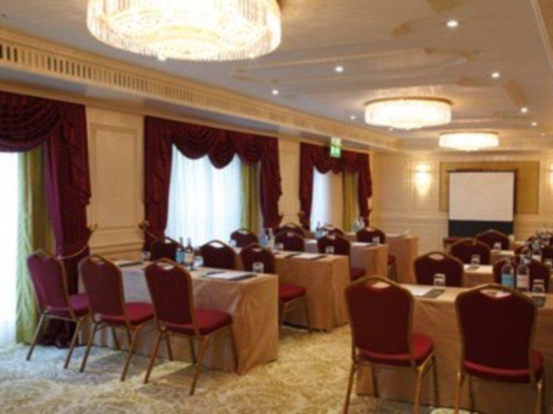 Bentley London Hotel Екстериор снимка