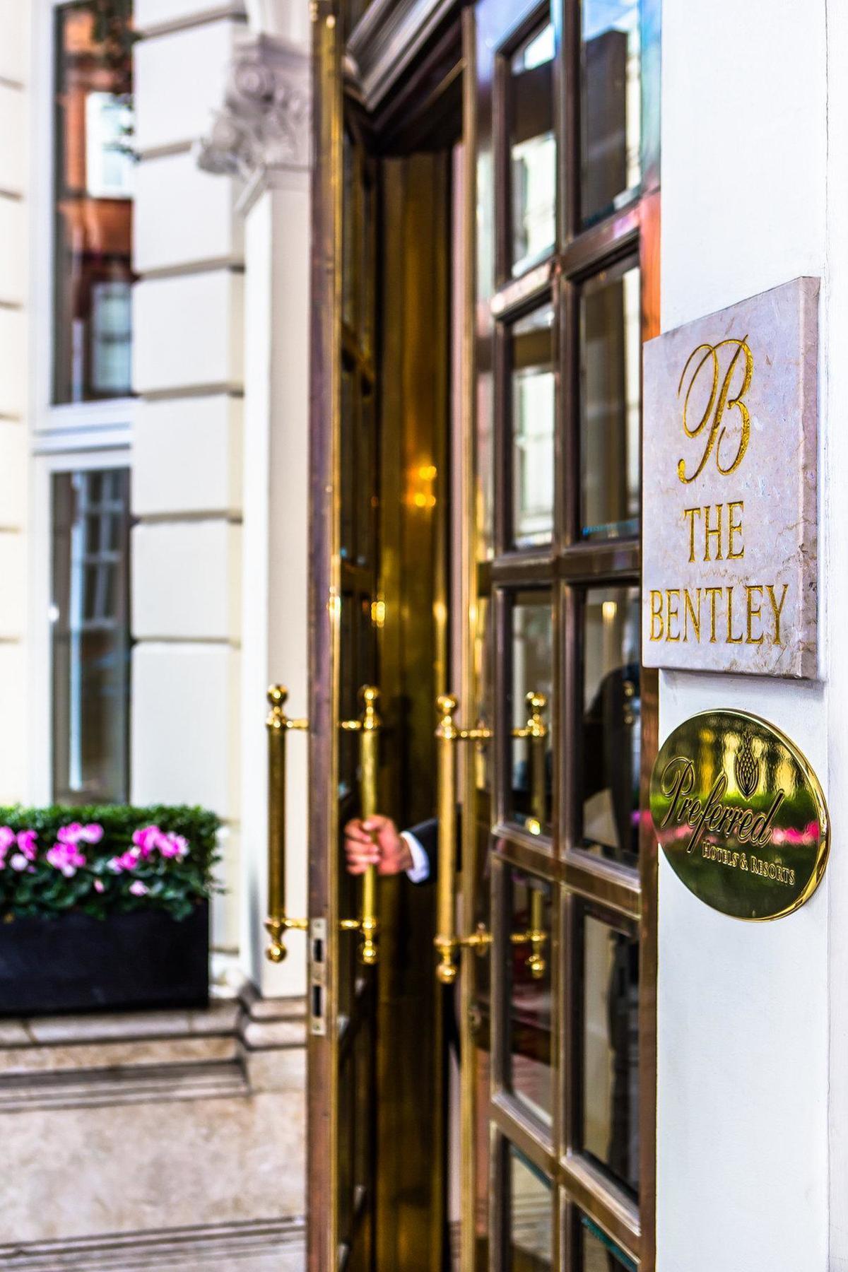 Bentley London Hotel Екстериор снимка